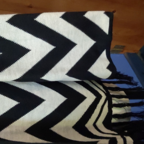 Ya Los Angeles Open Cardigan Size L - Picture 5 of 8